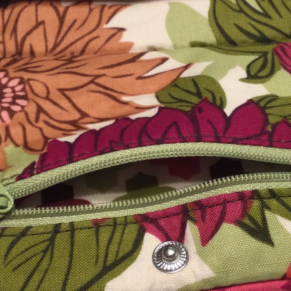 Vera Bradley Hello Dahlia! ID/KeyChain Wallet NWOT - Picture 5 of 7